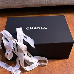 CHANEL Elegant Black Gift Box with White Ribbon